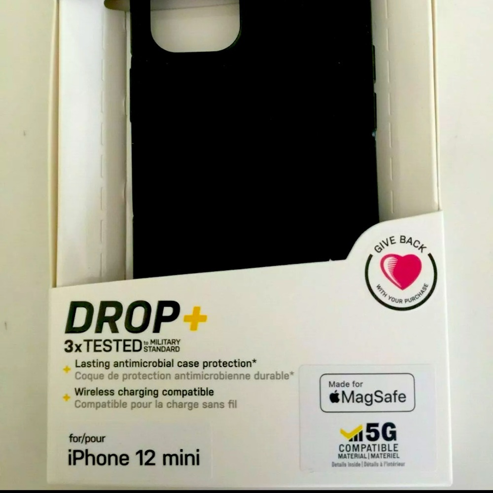 OtterBox - Symmetry Series+ with MagSafe for Apple® iPhone® 12 mini - Black NEW